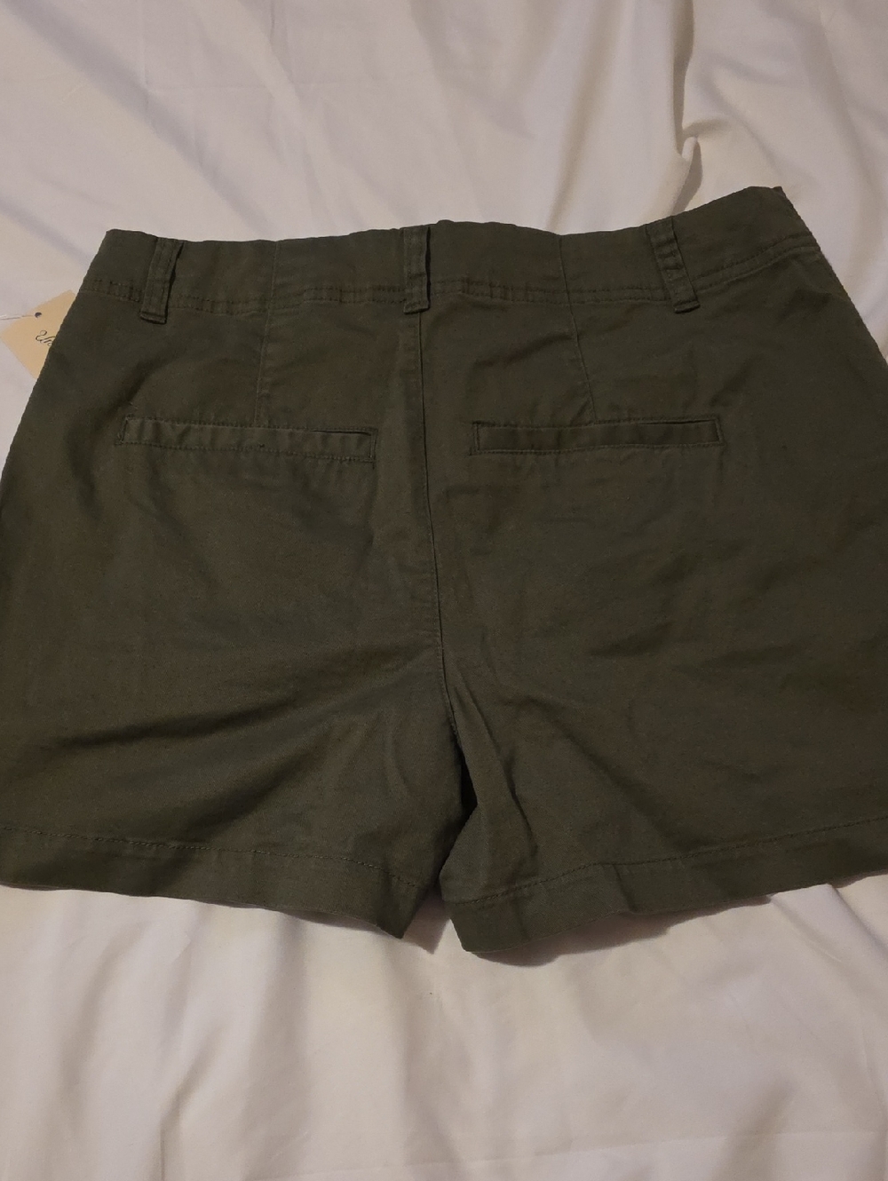 Universal Thread Women’s Utility Shorts Trio - Olive, Beige & Khaki - Picture 5 of 14